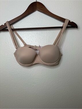 PINK Victoria's Secret Nude Wear Everywhere Push-Up Bra